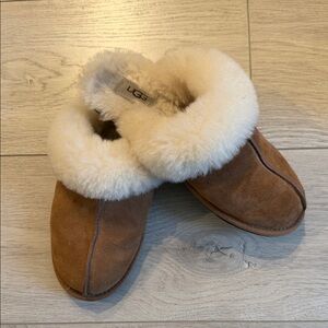 UGG Women's Brown and Cream Sheepskin Slippers